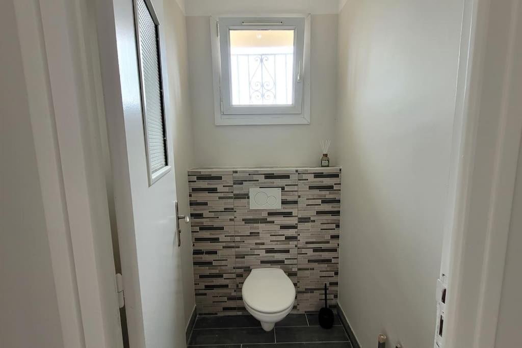 Bel Appartement T5 Neuf Avec 4 Chambres Tarbes Kültér fotó