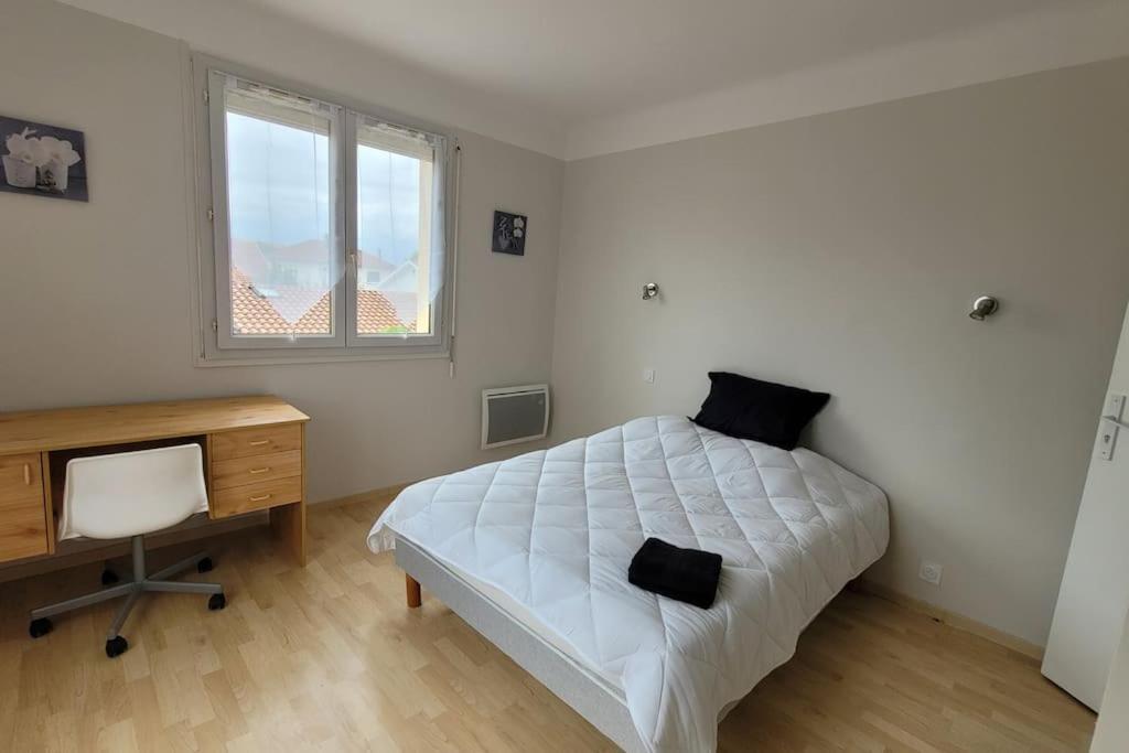 Bel Appartement T5 Neuf Avec 4 Chambres Tarbes Kültér fotó